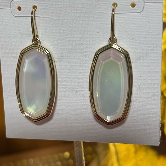 NWT Kendra Scott Gold Frame With Mother Of Pearl Stone Fishhook Earrings #KSER - Picture 4 of 7